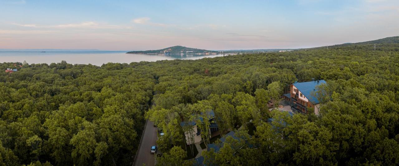 Utopia Forest Hotel
